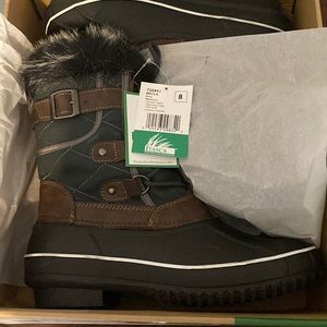 Itasca snow boots brand new